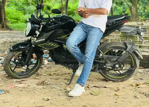 Suzuki Gixxer 2025 Black