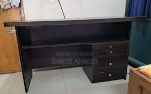 Reading Table