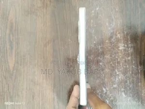 Vivo Y18 128 GB Purple