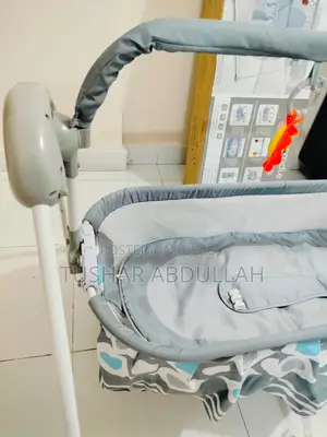 Bacchader Dolna / Automatic Baby Swing Cradle