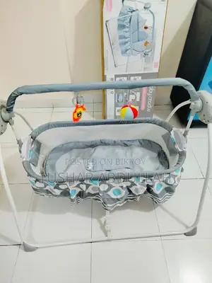 Bacchader Dolna / Automatic Baby Swing Cradle