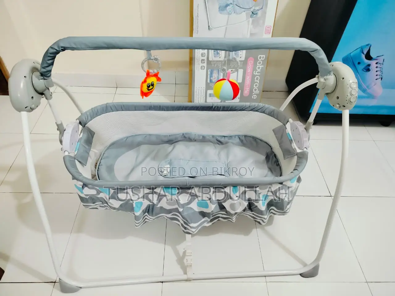 Bacchader Dolna / Automatic Baby Swing Cradle