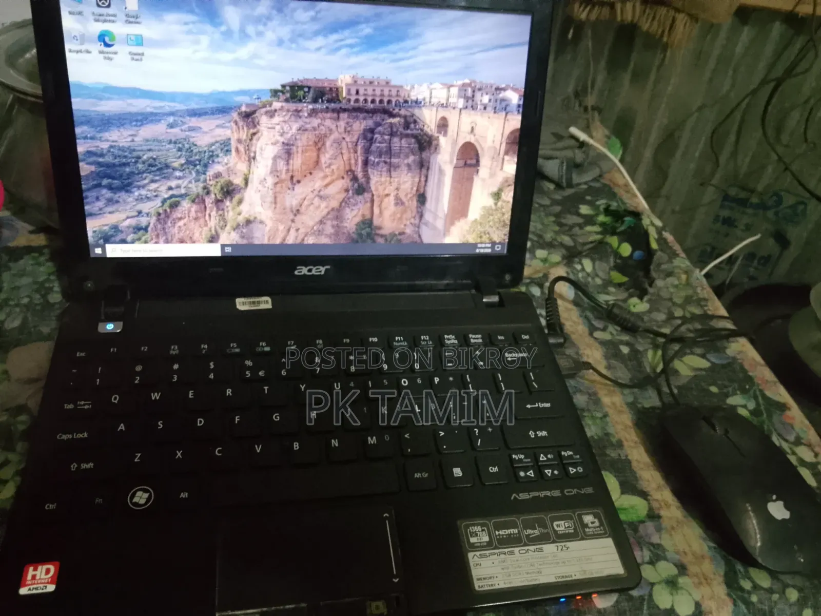 Laptop Acer Aspire One 725 4GB AMD HDD 16 GB