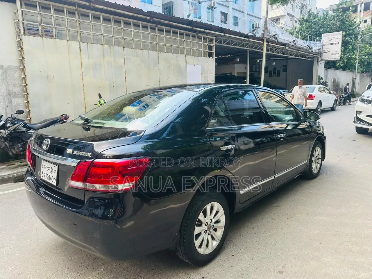 Toyota Premio 2016 Black
