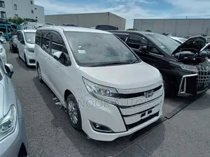 Toyota Noah 2021 Pearl