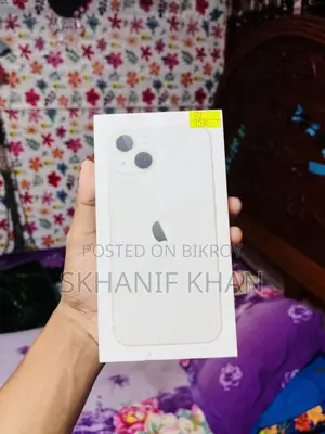 নিউ অ্যাপল আইফোন ১৩ ১২৮ জিবি হোয়াইট