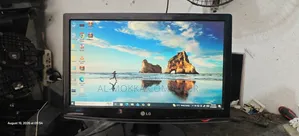 LG 19" Monitor Fresh