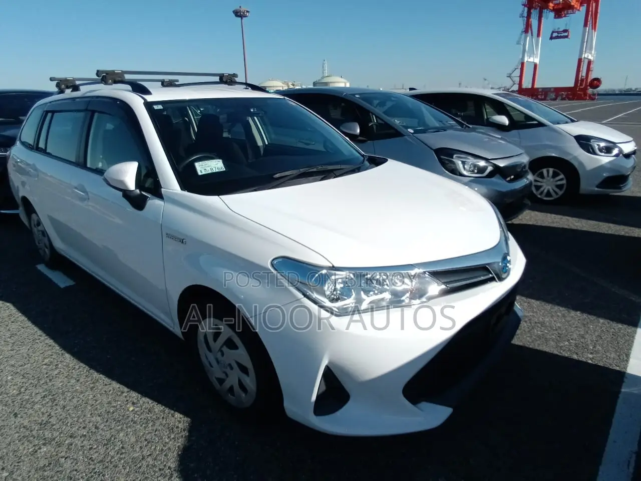 Toyota Corolla Fielder 1.5 Hybrid FWD 2021 White