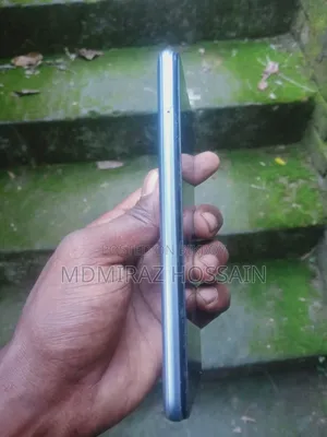 রিয়েলমি নার্জো ২০ ৬৪ জিবি ব্ল্যাক