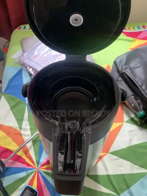হট ওয়াটার ফ্লাস্ক