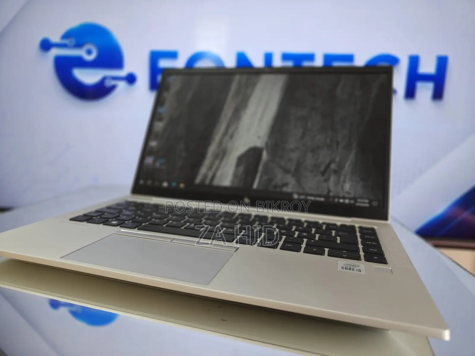 ল্যাপটপ HP EliteBook 840 G7 8GB ইন্টেল কোর আই৫ SSD 256GB
