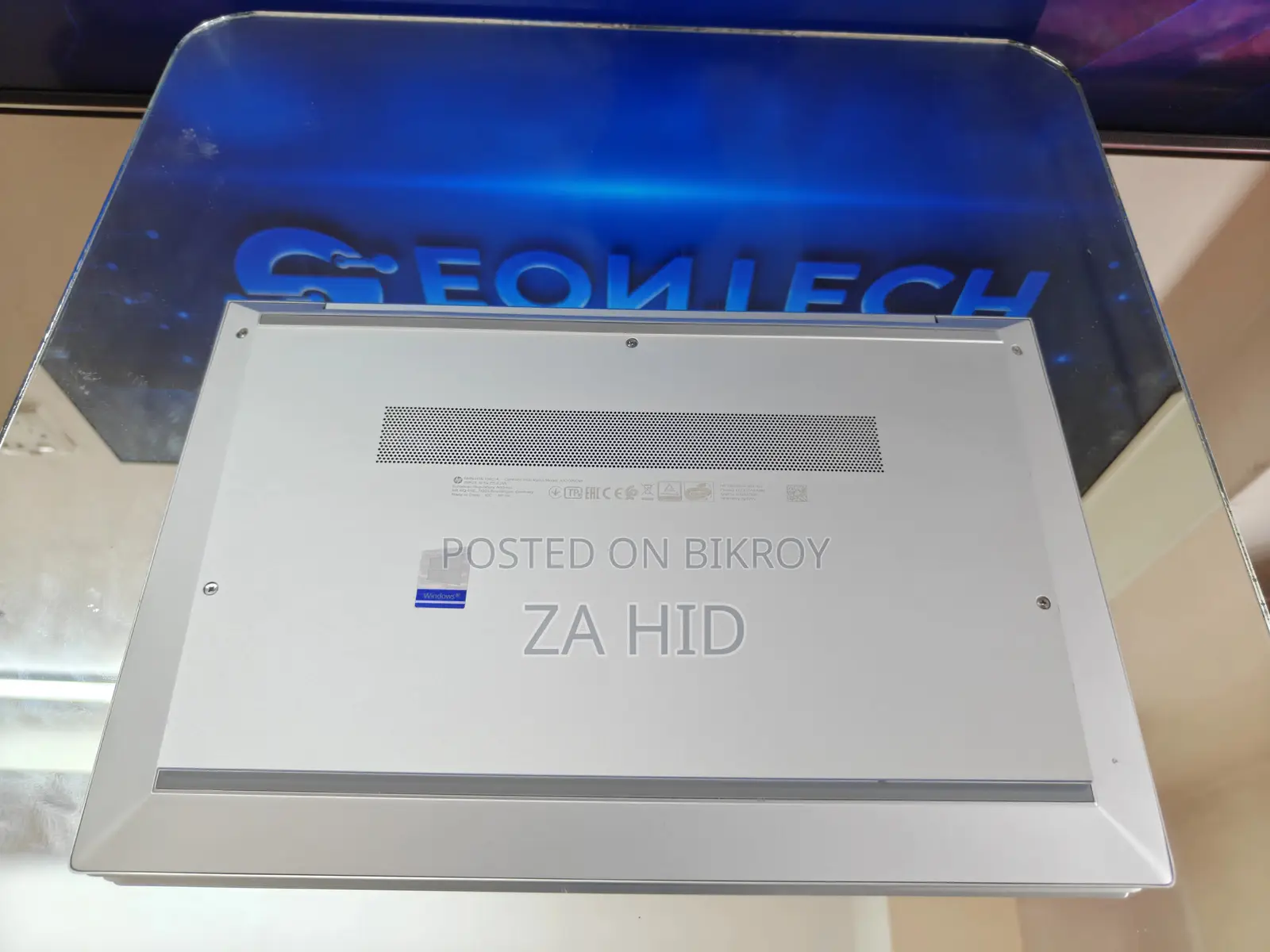 ল্যাপটপ HP EliteBook 840 G7 8GB ইন্টেল কোর আই৫ SSD 256GB