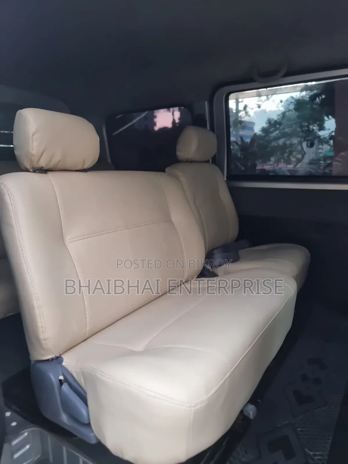 Toyota Noah 2010 Silver
