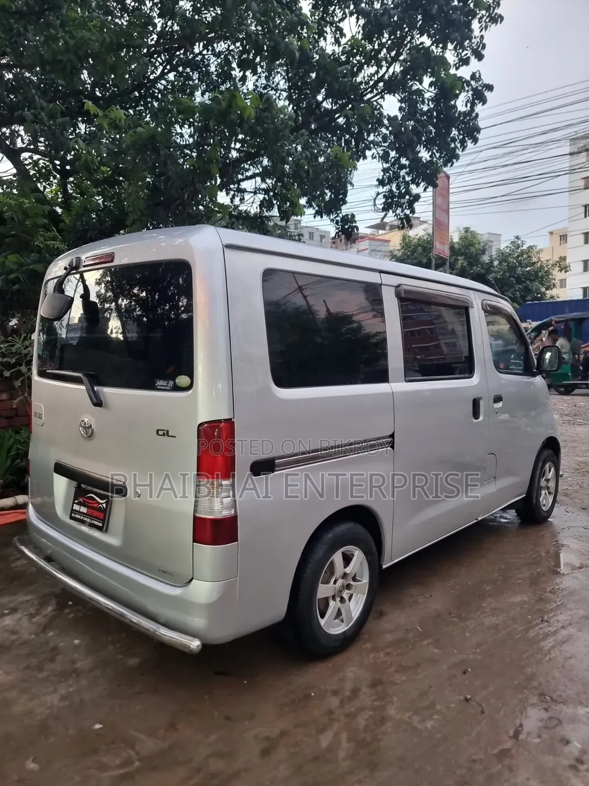 Toyota Noah 2010 Silver