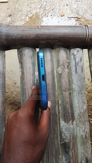 জিয়াওমি রেডমি ১২সি ১২৮ জিবি ব্লু