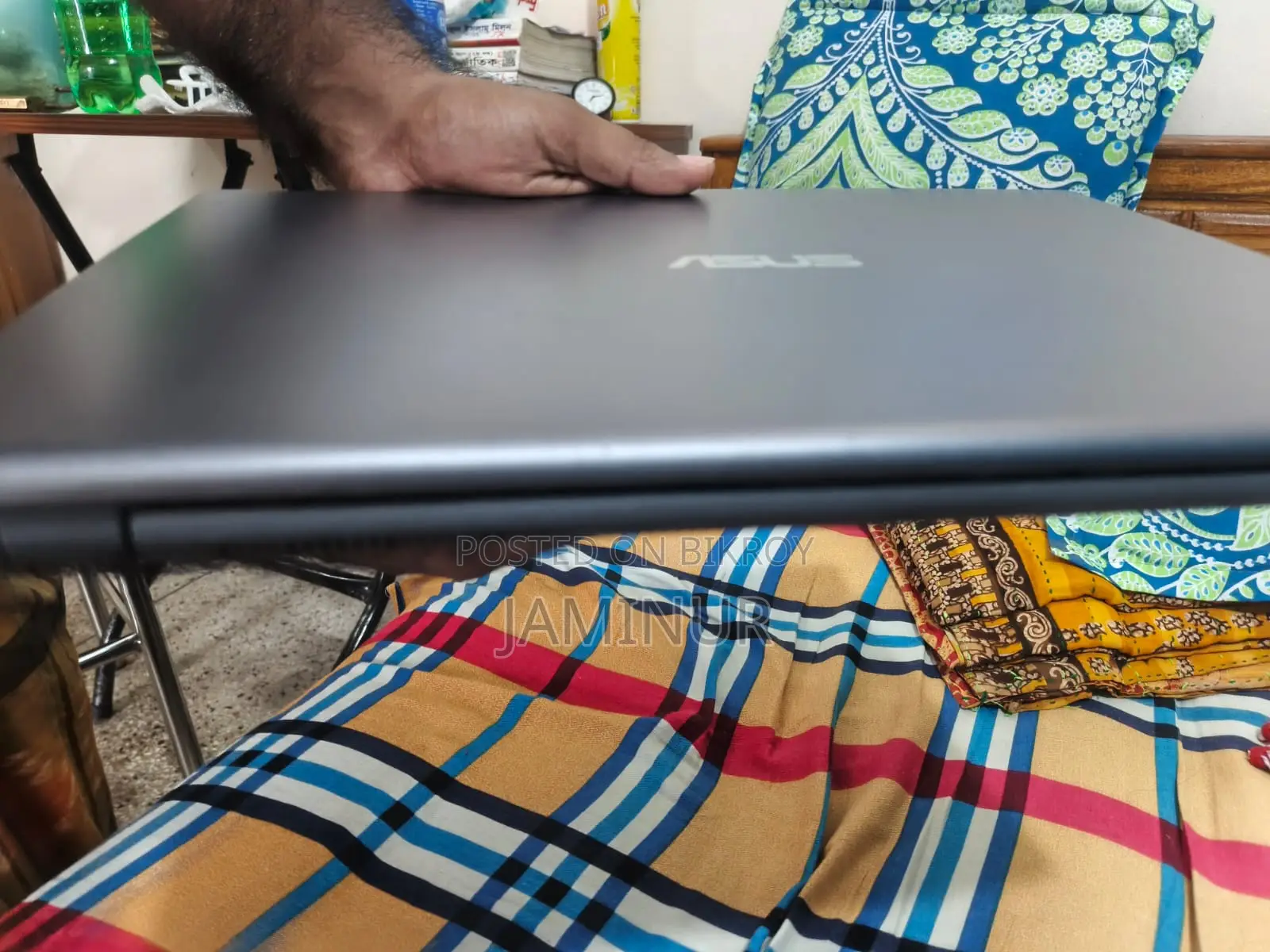 ল্যাপটপ আসুস ভিভুবুক এক্স৫৪০এসএ ৪জিবি ইন্টেল কোর আই৩ এইচডিডি+এসএসডি ১টি