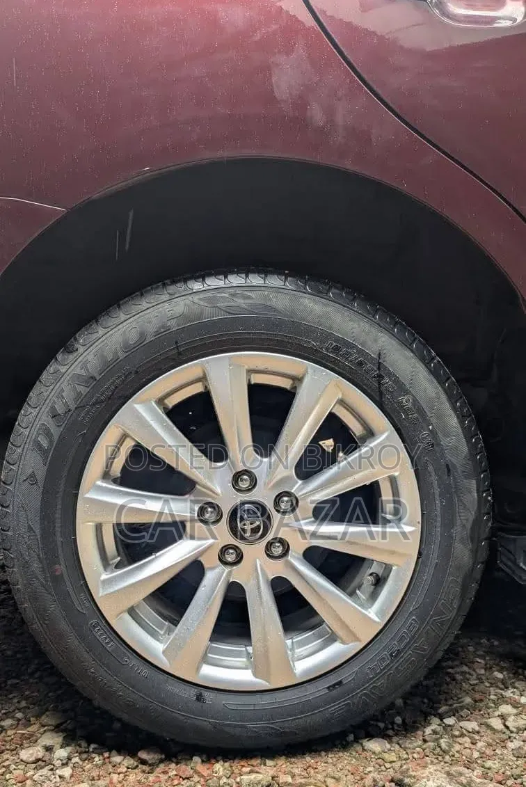 Toyota Premio 2019 Maroon