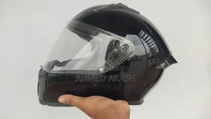 ভেজা বোল্ট হেলমেট