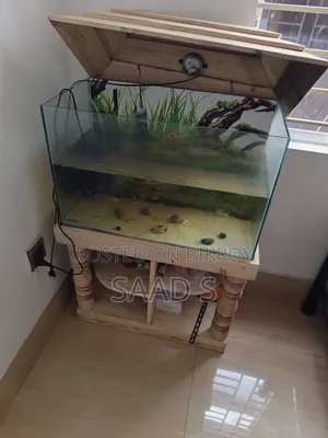 Sell Post Aquarium