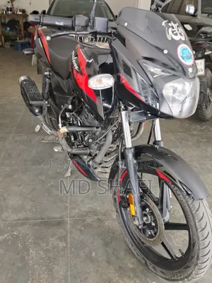 বাজাজ পালসার ১৫০ ২০২২ ব্ল্যাক