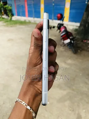 Google Pixel 7a 128 GB White