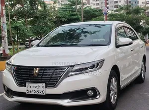 টয়োটা প্রমিও ২০১৮ পার্ল
