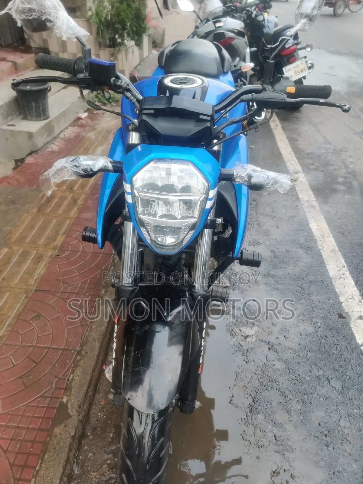 সুজুকি জিক্সার ২০২২ ব্লু