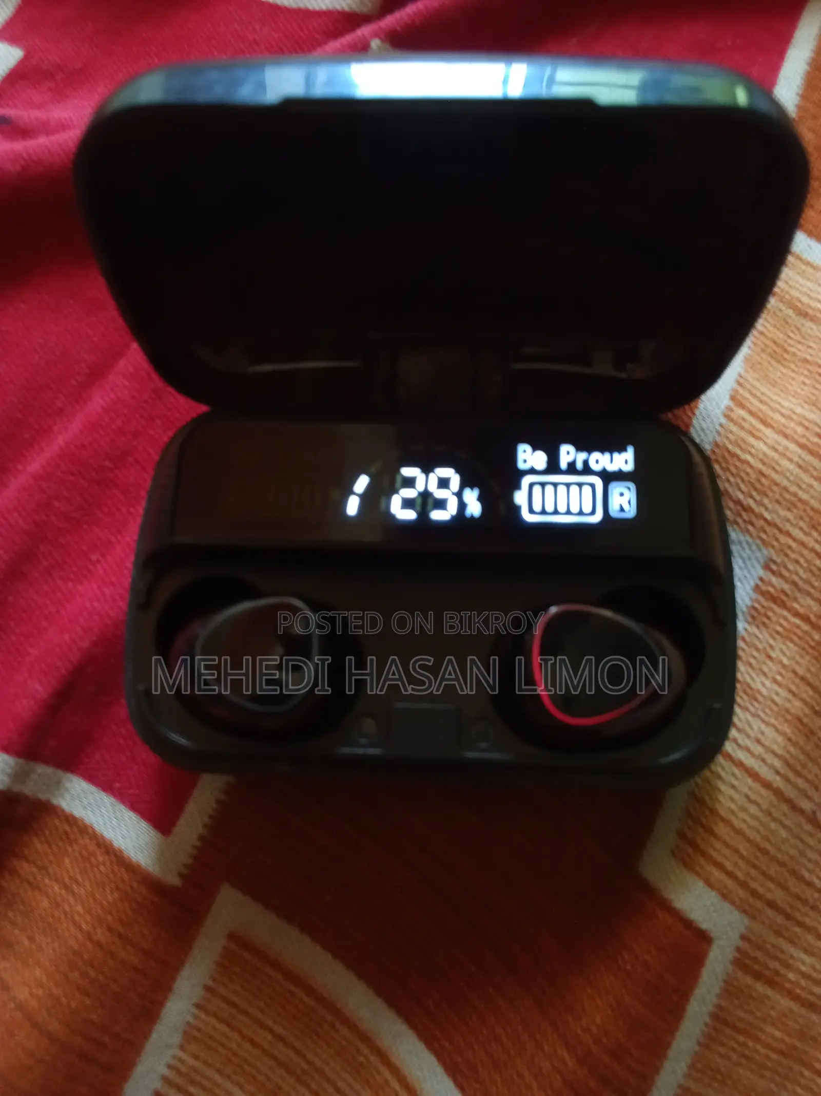 বিক্রির জন্য ইয়ারবাডস (সম্পূর্ণ ফ্রেশ কন্ডিশন)
