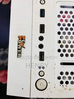 Asus Desktop Computer 16GB RAM Intel Core i7 256GB SSD