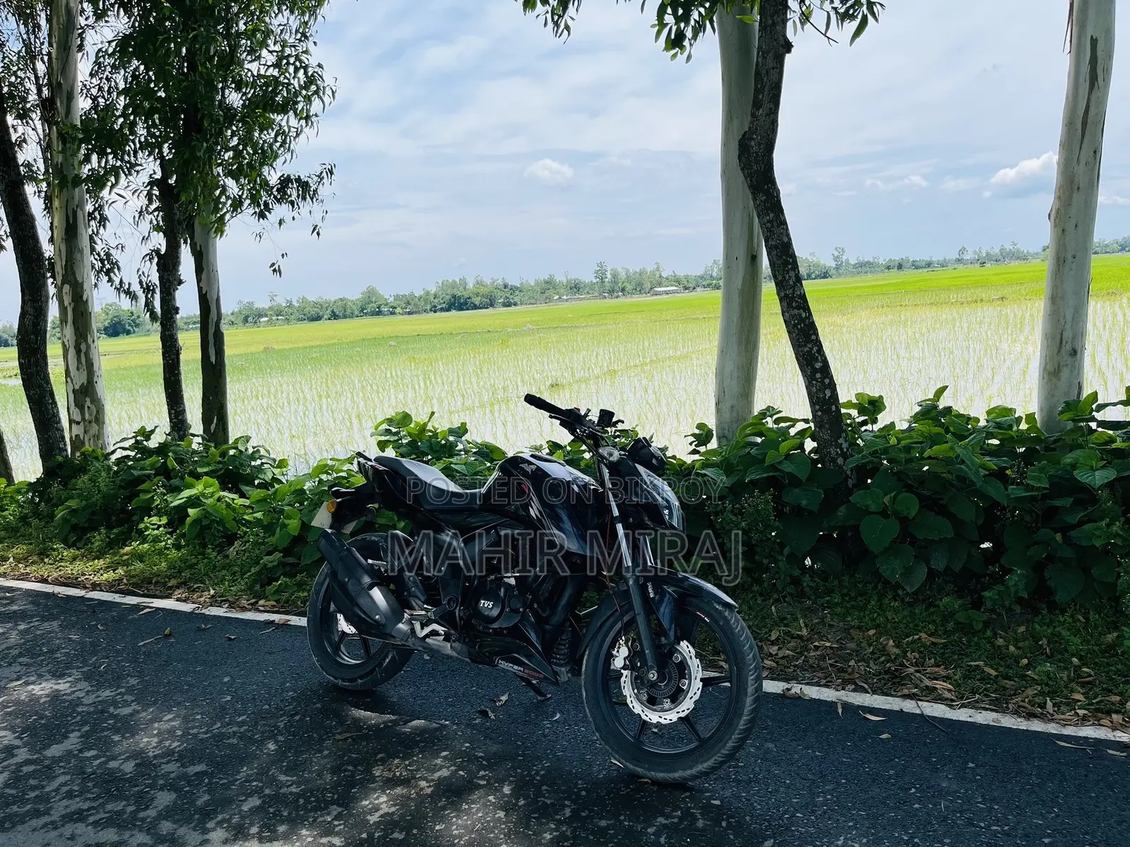 TVS Apache 160 4V 2021 Black