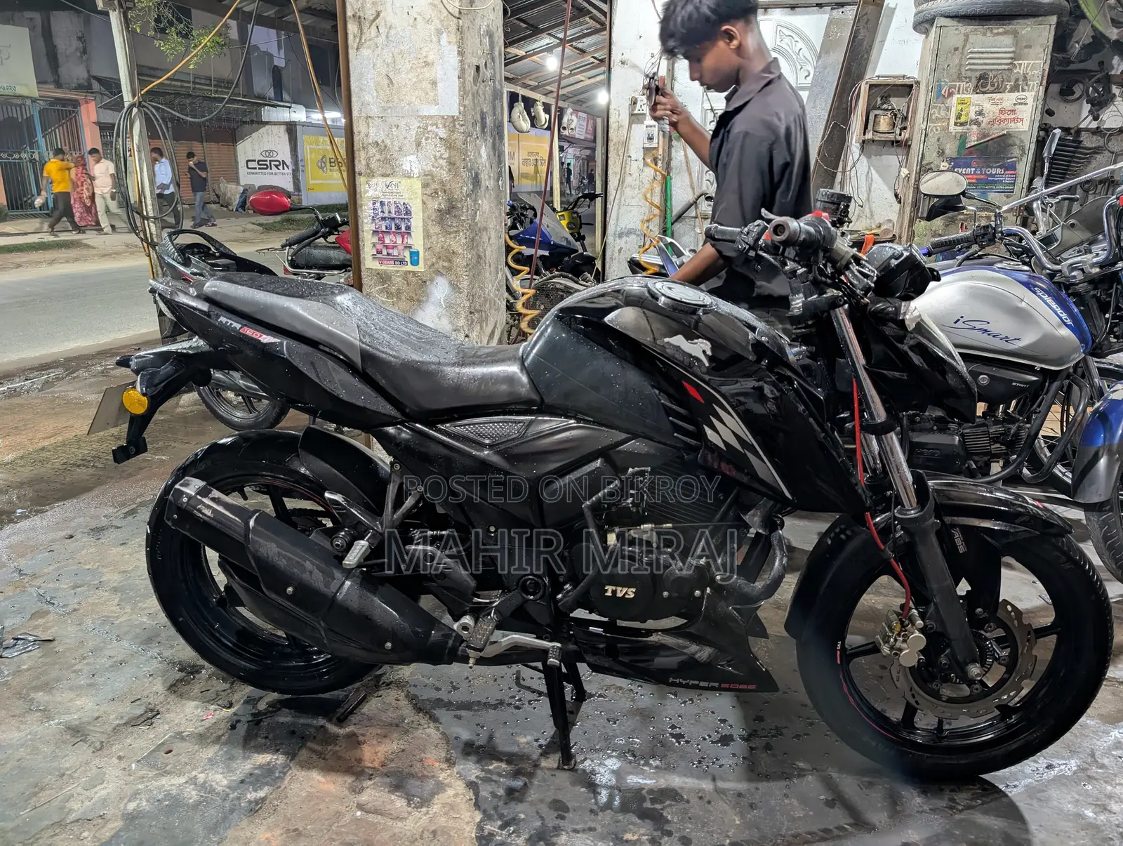 TVS Apache 160 4V 2021 Black
