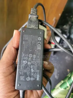 ল্যাপটপ এইচপি স্ট্রীম নোটবুক ৪জিবি ইন্টেল সেলেরন এইচডিপি+এসএসডি ৫০০জিবি