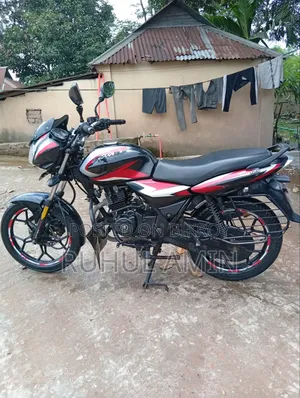Bajaj Discover 125 2022 Black