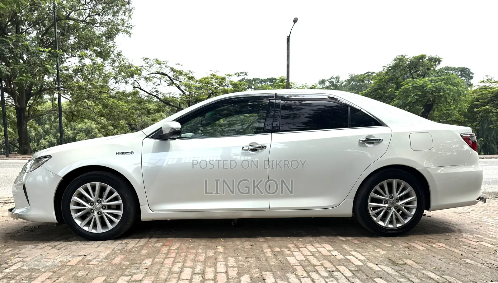 Toyota Camry 2016 Pearl