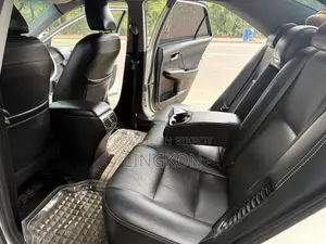 Toyota Camry 2016 Pearl
