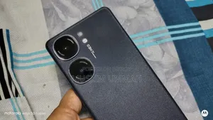 আইকিউওও ২৫৬ জিবি ব্ল্যাক