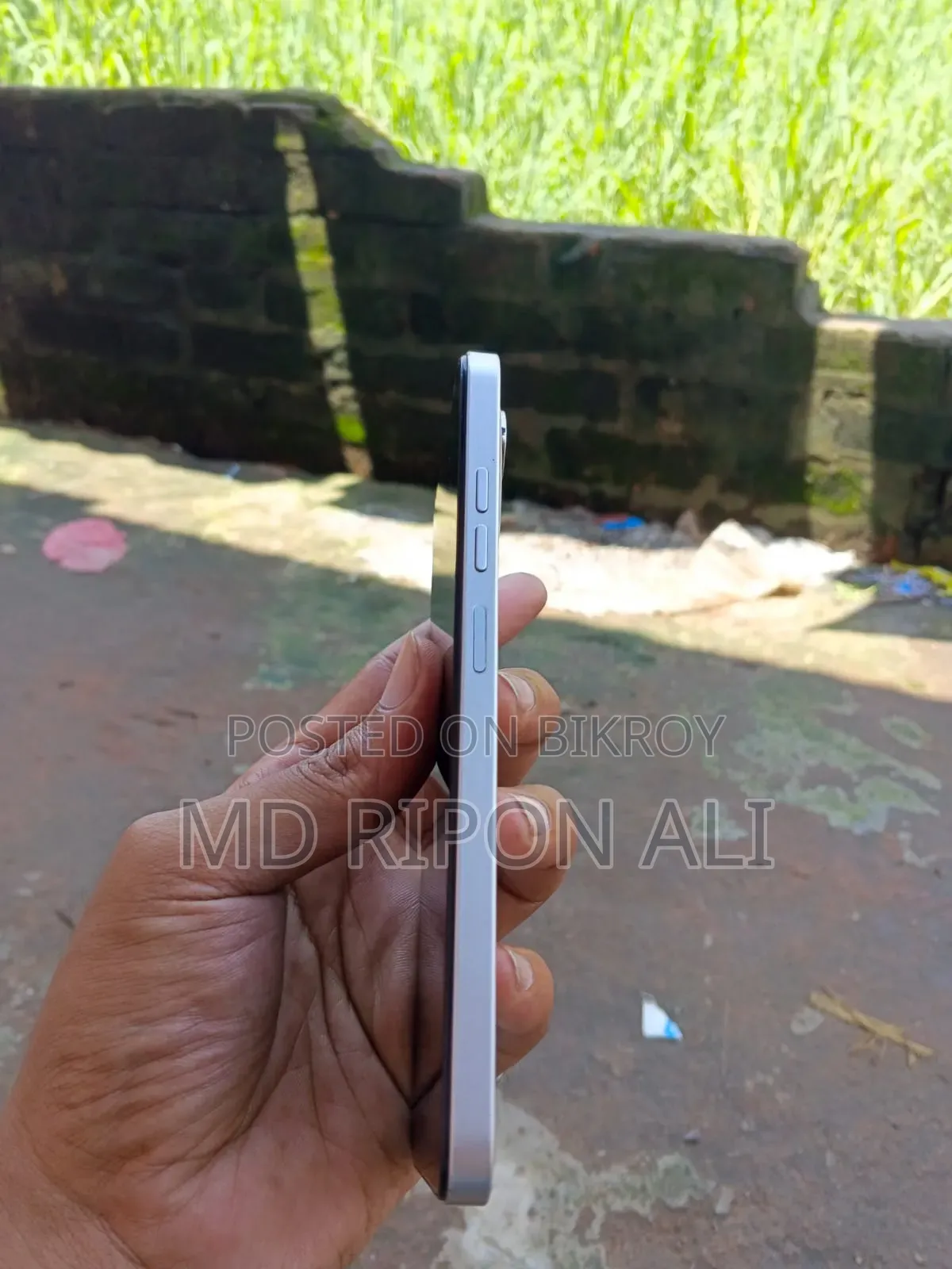 টেকনো স্পার্ক গো ৬৪ জিবি হোয়াইট