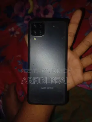 স্যামসাং গ্যালাক্সি এম১২ (ইন্ডিয়া) ১২৮ জিবি ব্ল্যাক
