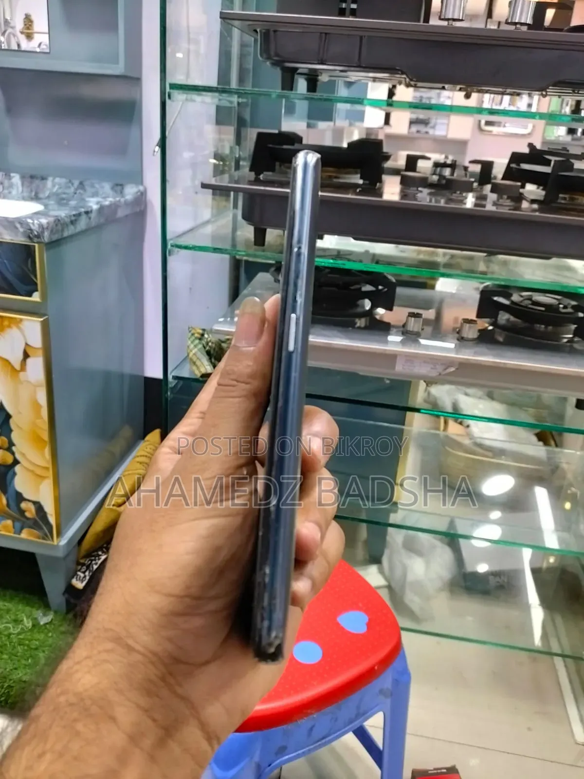নতুন অপো রেনো ২এফ ১২৮ জিবি ব্লু
