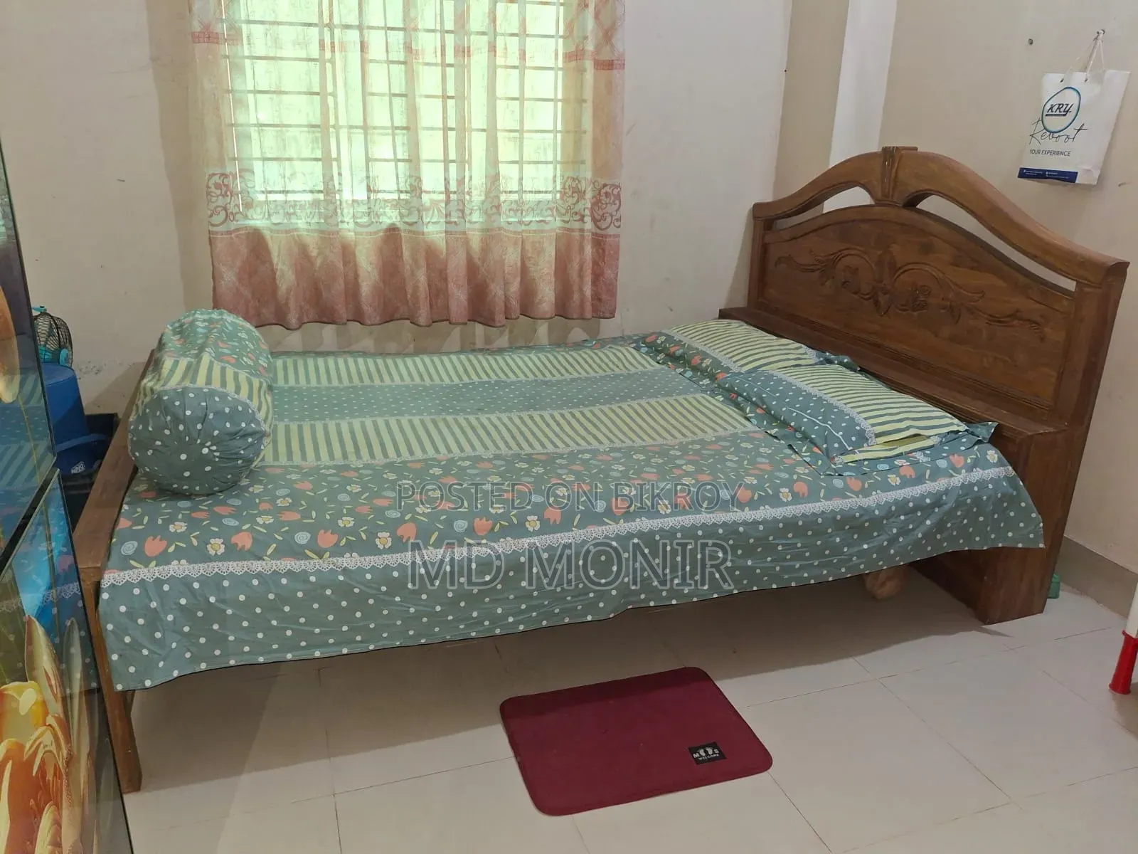 Semi Double Bed