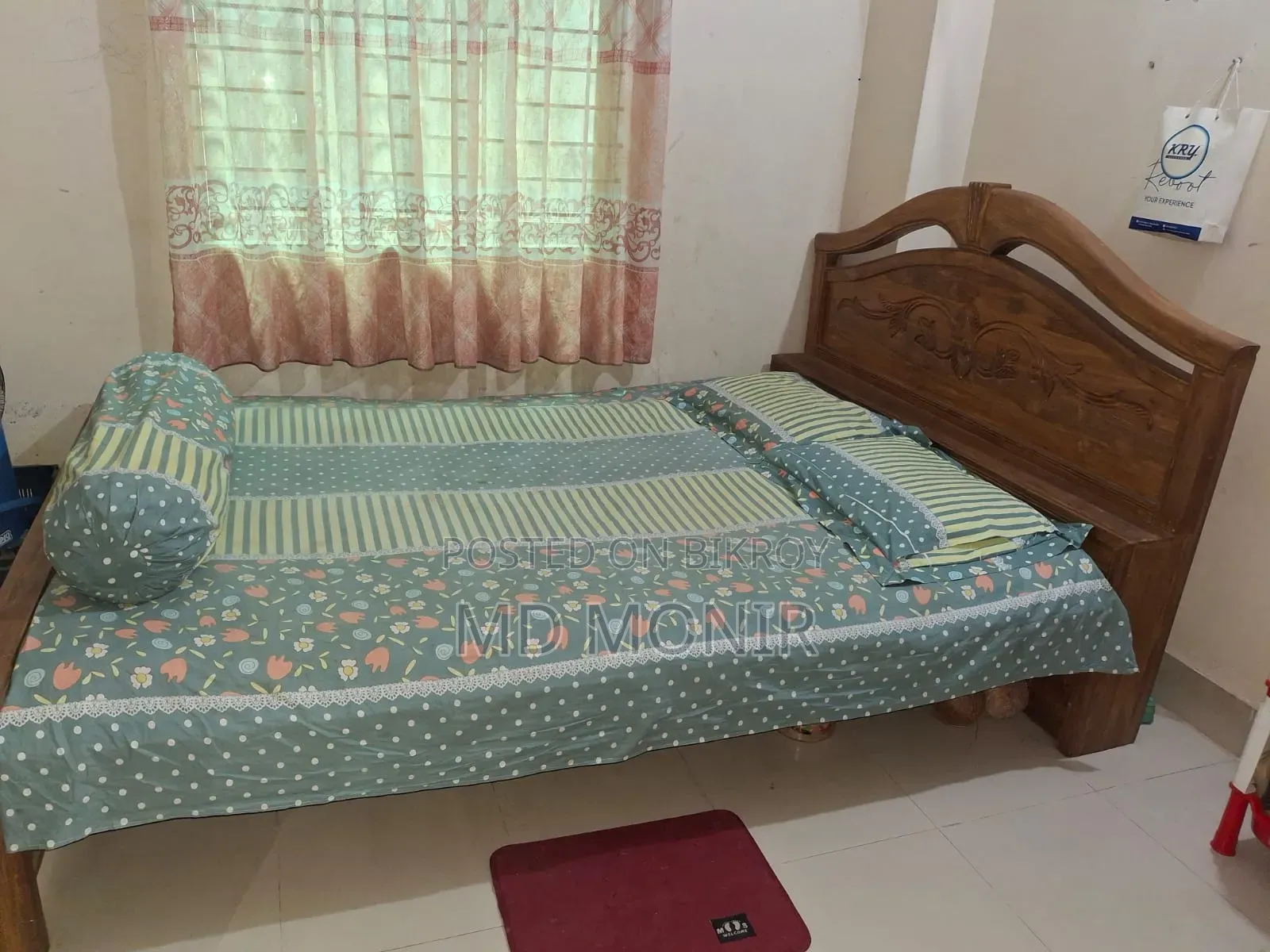 Semi Double Bed