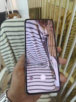 Tecno Phantom v Flip 5G 256 GB Purple