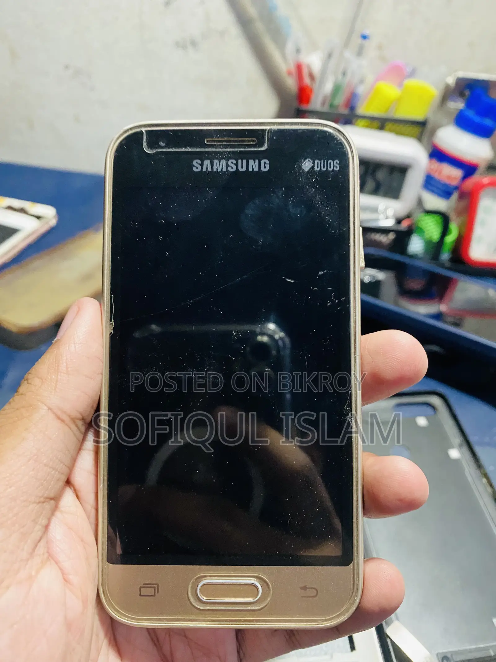 Samsung Galaxy J1 4G 4 GB Gold