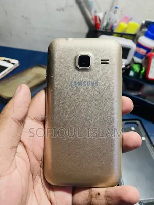 Samsung Galaxy J1 4G 4 GB Gold