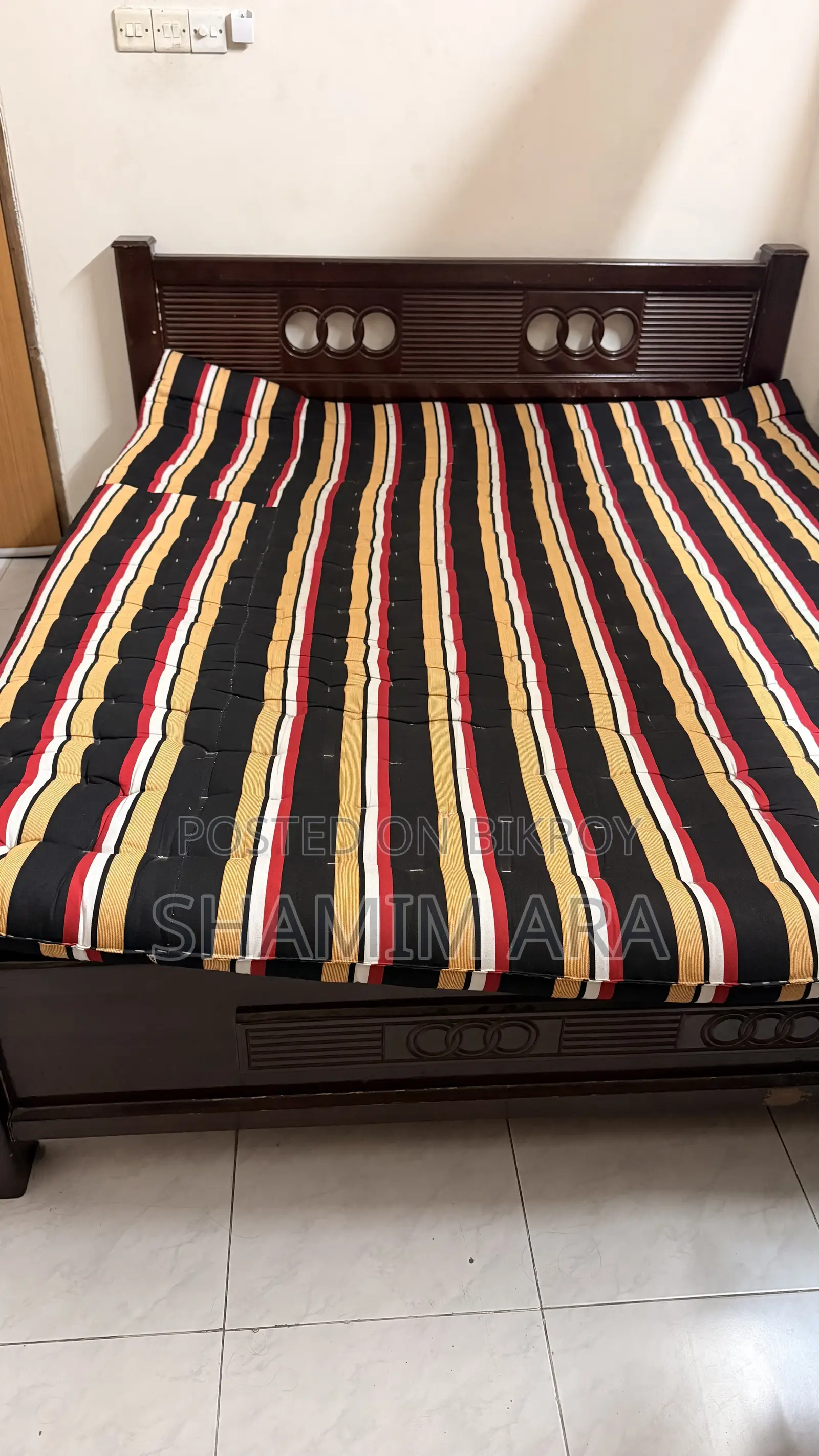 Bed, Mattress, Tosok
