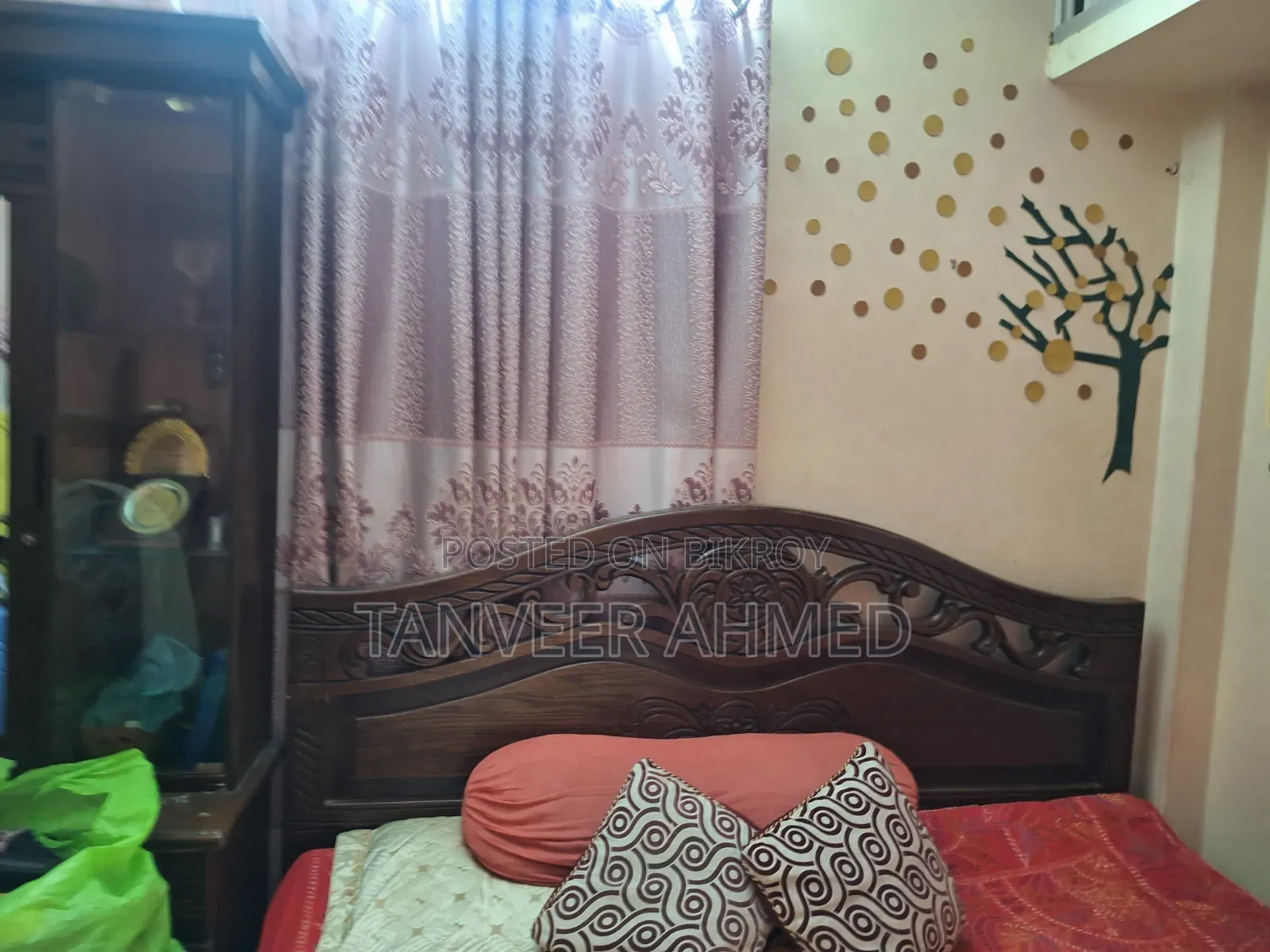 Queen Size Bed (5×7) Regal