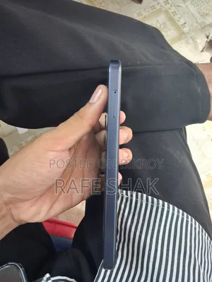 স্যামসাং গ্যালাক্সি এ২৫ ১২৮ জিবি কালো