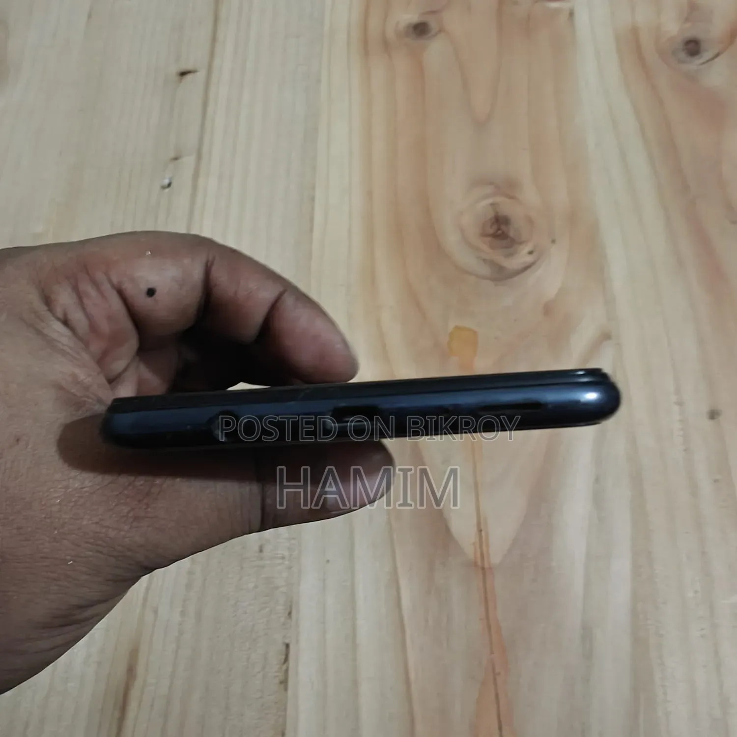 স্যামসাং গ্যালাক্সি এ৭ ৬৪ জিবি ব্ল্যাক