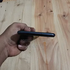 স্যামসাং গ্যালাক্সি এ৭ ৬৪ জিবি ব্ল্যাক
