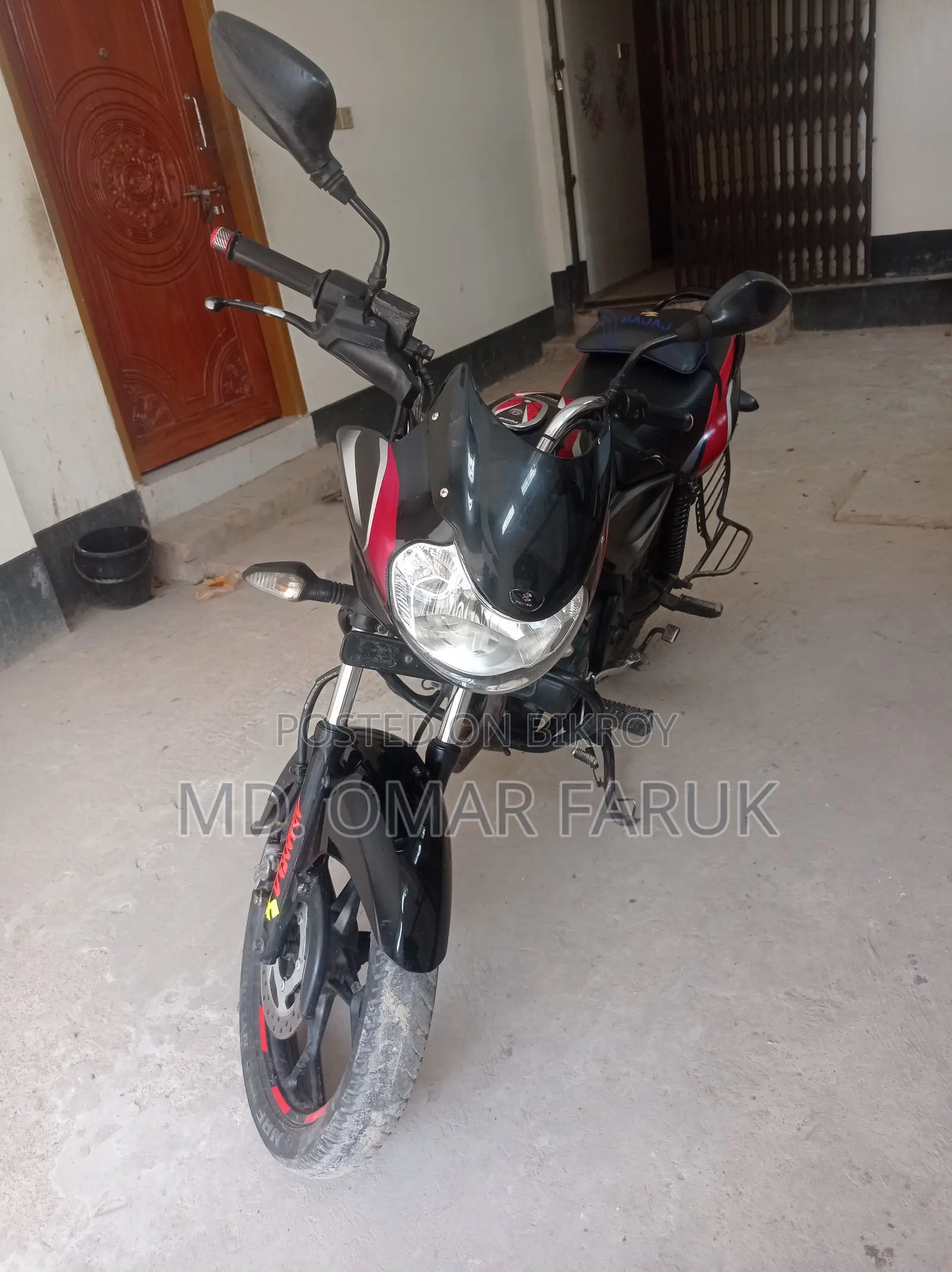 Bajaj Discover 125 2019 Black